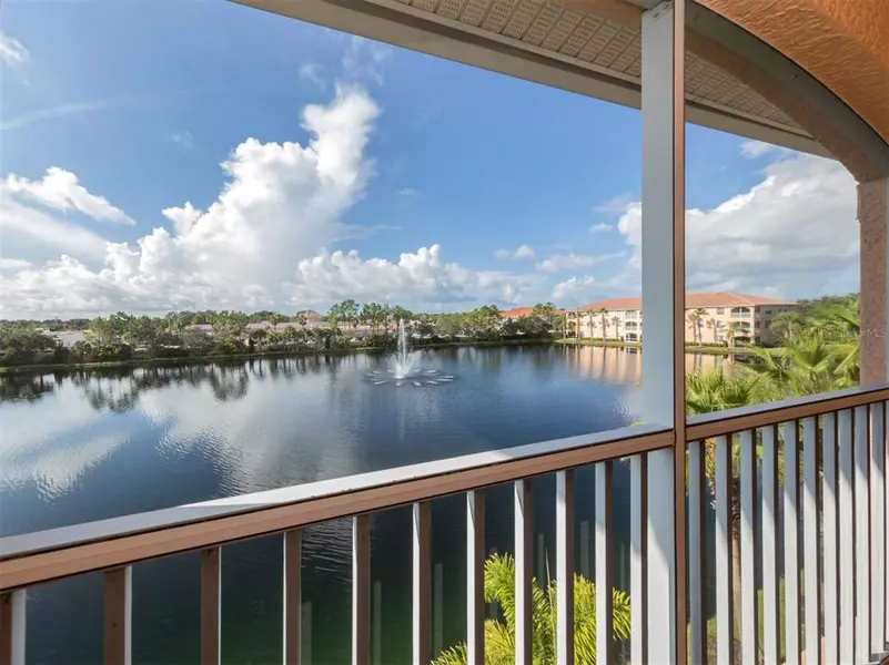 1731 AUBURN LAKES DR #32, Venice, FL 34292