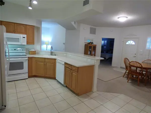 Venice, FL 34292,600 MIRABELLA CIR #102