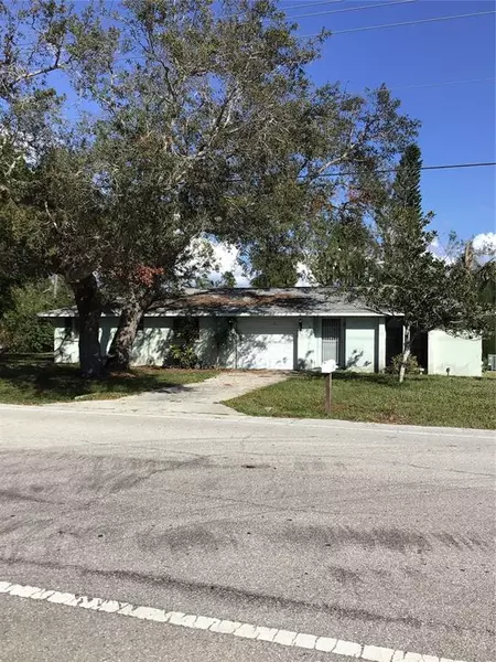 919 HAMPTON RD, Nokomis, FL 34275