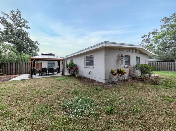 Sarasota, FL 34237,161 SUNTAN AVE