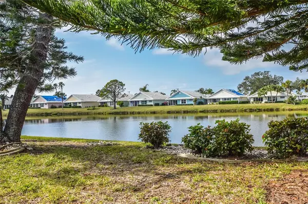 Venice, FL 34293,834 HARRINGTON LAKE LN #53