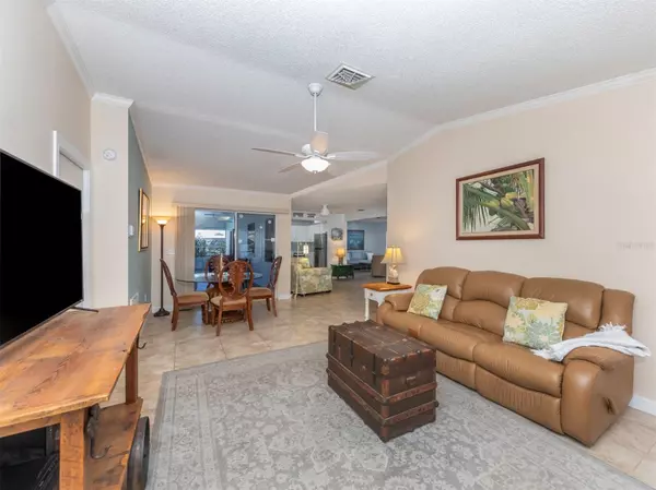 Venice, FL 34285,1337 WHISPERING LN