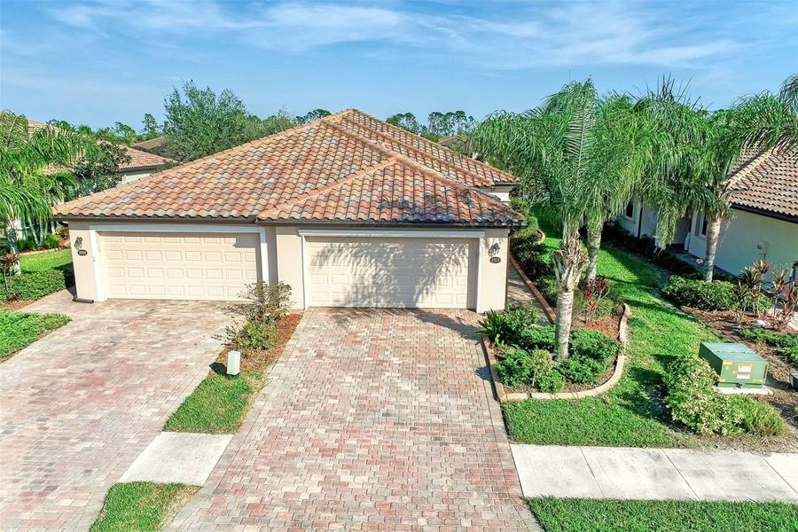 20218 TESORO DR, Venice, FL 34293