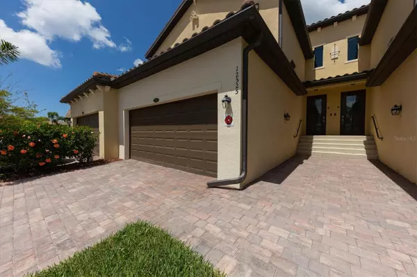 Venice, FL 34293,12525 GHIBERTI CIR #201