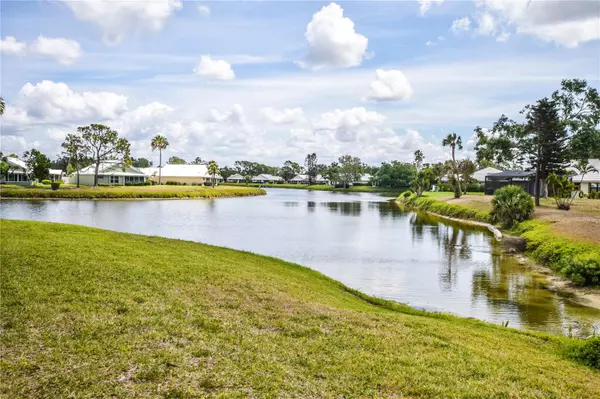 Venice, FL 34293,815 HARRINGTON LAKE DR N #81