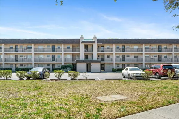 Venice, FL 34292,102 CAPRI ISLES BLVD #308