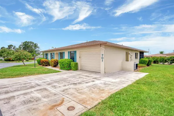 Venice, FL 34293,701 VIVIENDA WEST BLVD #44