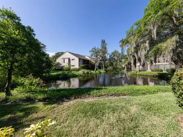 Sarasota, FL 34231,1617 BROOKHOUSE DR #158