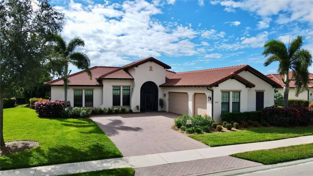 10724 IRONBRIDGE DR, Venice, FL 34293