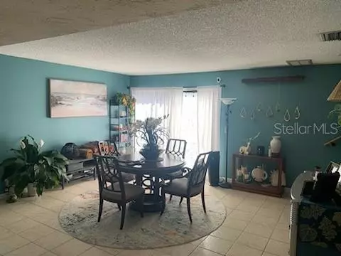 Sarasota, FL 34243,1009 LONGFELLOW CT #1009