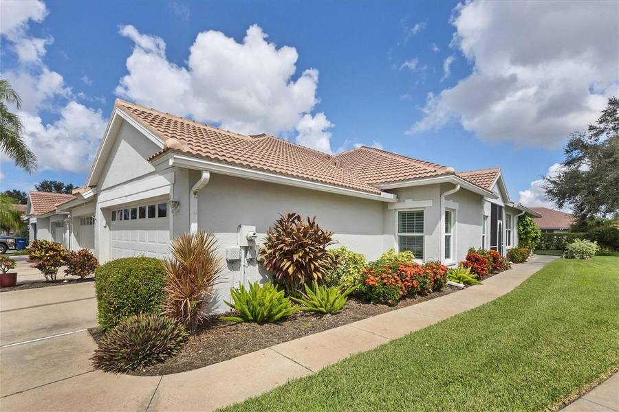 1974 SAN SILVESTRO DR, Venice, FL 34285