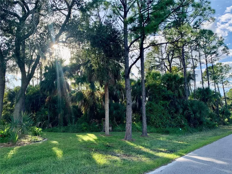 Lot 8 & 9 DUMONT LN, North Port, FL 34286