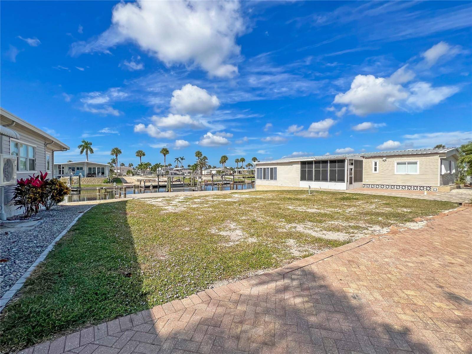 17860 BRYAN CT #Lot 384, Fort Myers Beach, FL 33931