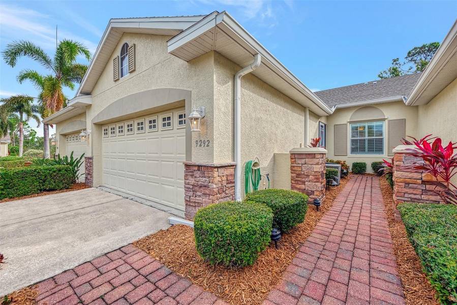 9292 FLEMING LN, Venice, FL 34293