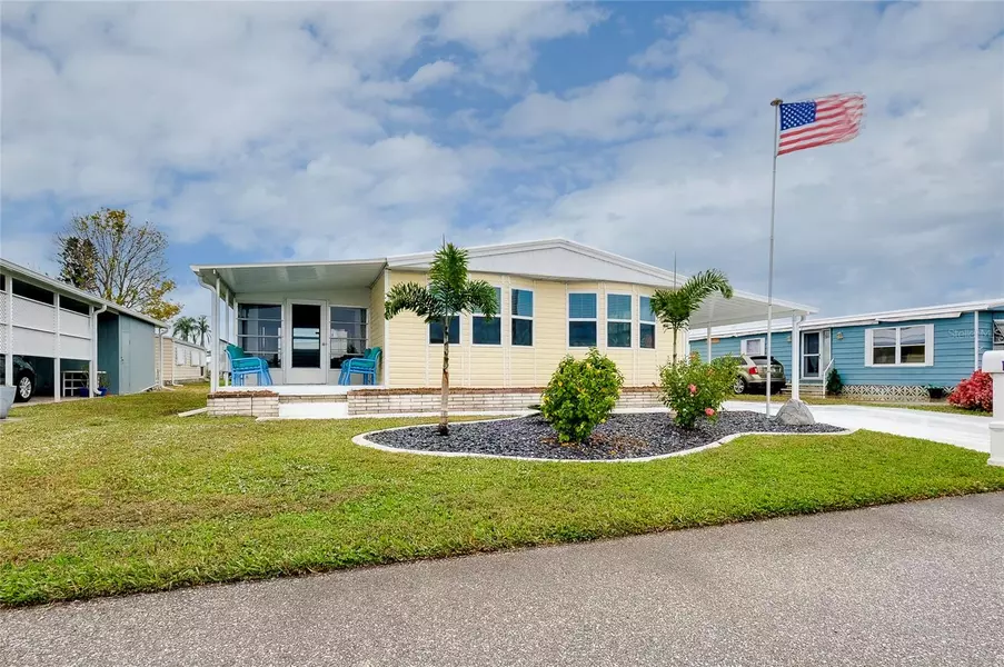 42 CASTAWAY CT, North Port, FL 34287