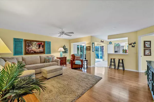 Venice, FL 34293,803 MONTROSE DR #102