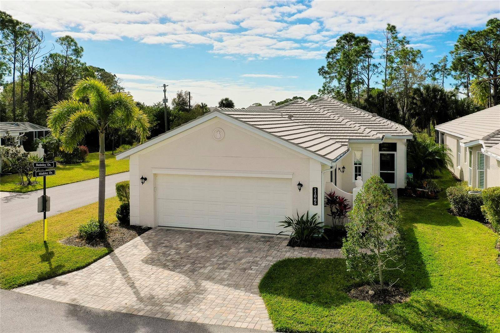 11065 BARNSLEY DR, Venice, FL 34293