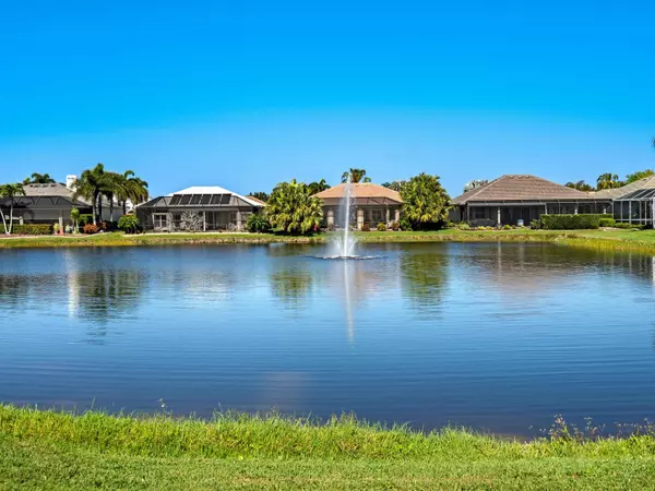 Venice, FL 34285,869 MACAW CIR