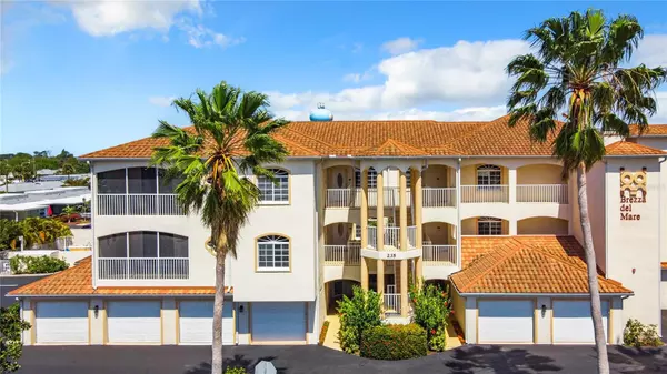 235 BASE AVE E #302, Venice, FL 34285