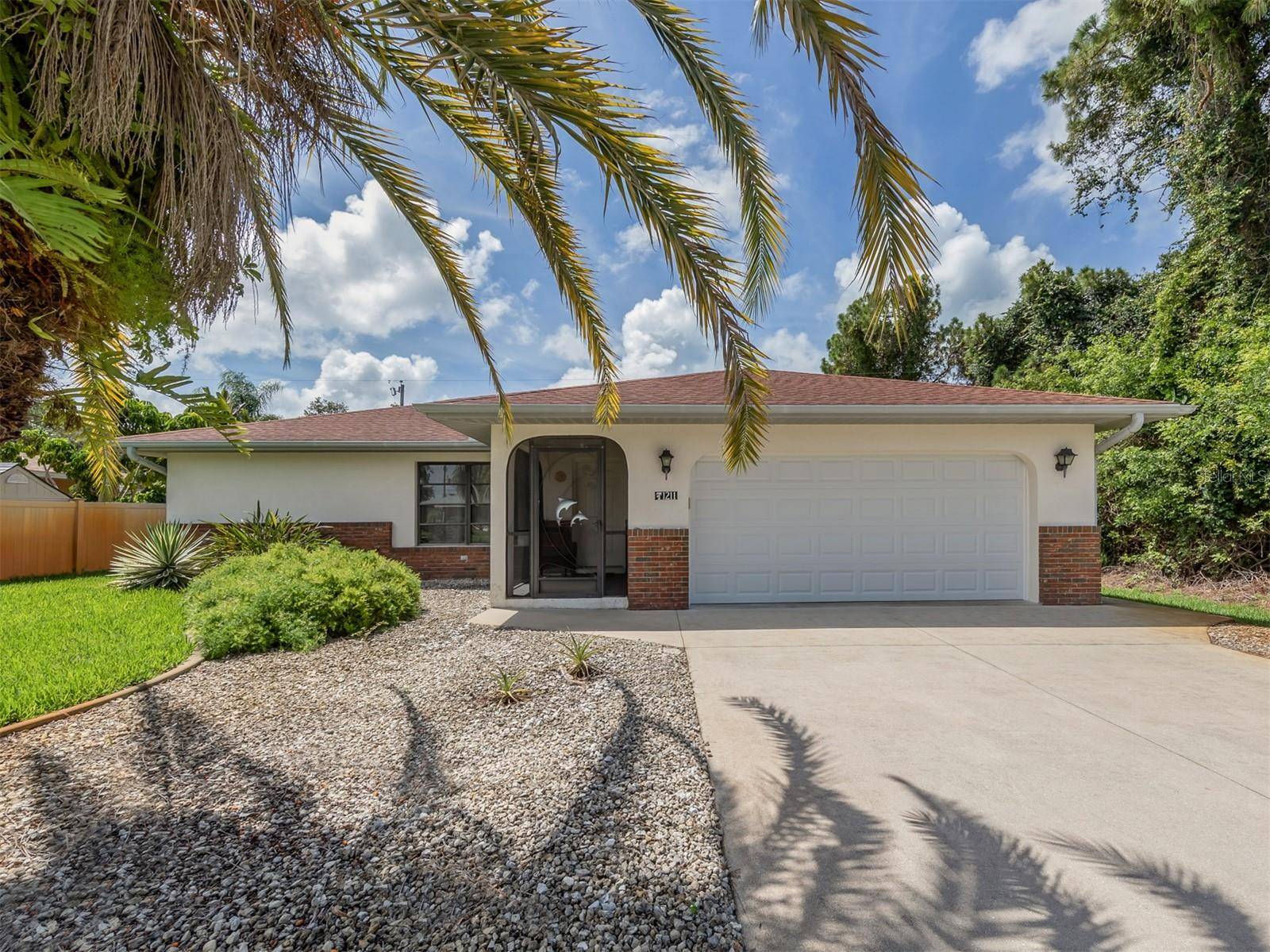 Venice, FL 34293,1211 SOUTHLAND RD