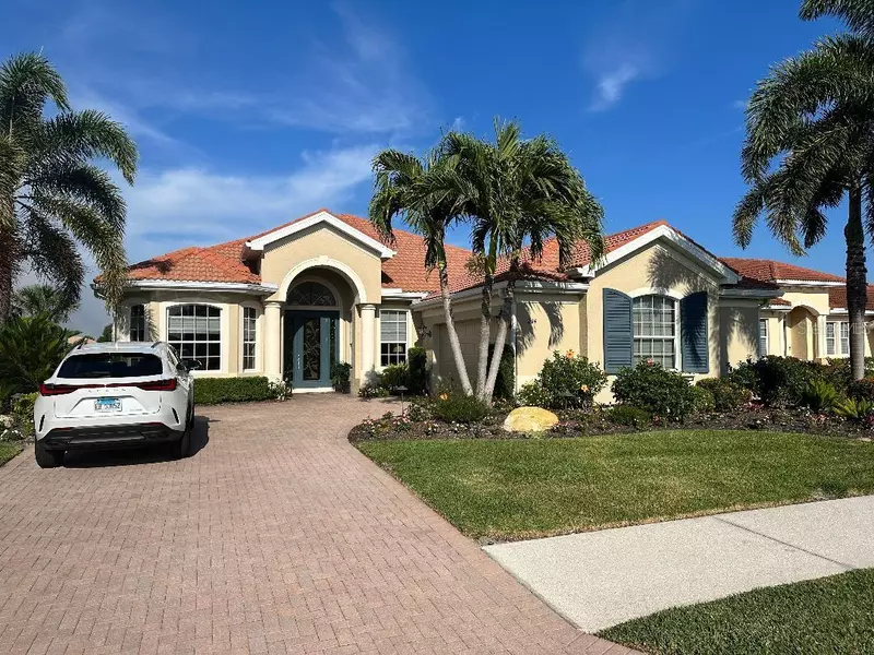 234 MARTELLAGO DR, North Venice, FL 34275