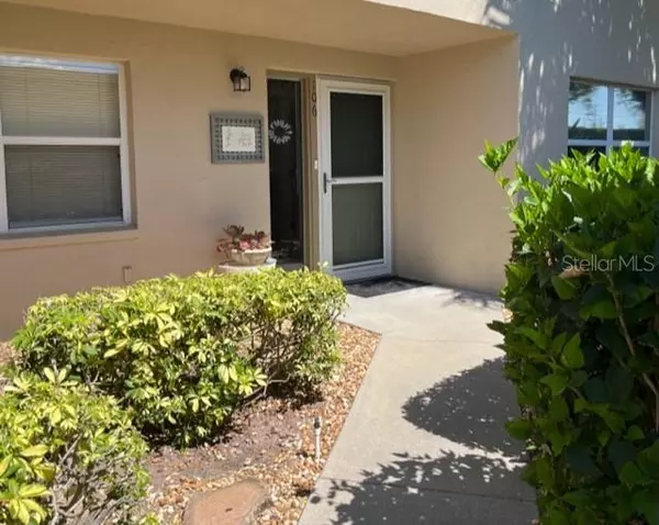 Venice, FL 34285,821 WATERSIDE DR #106