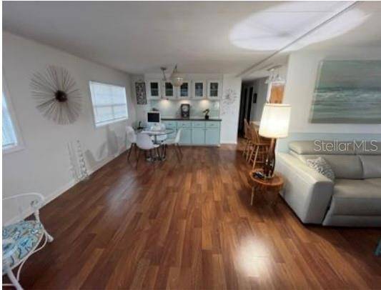 Venice, FL 34293,5720 HYACINTH RD