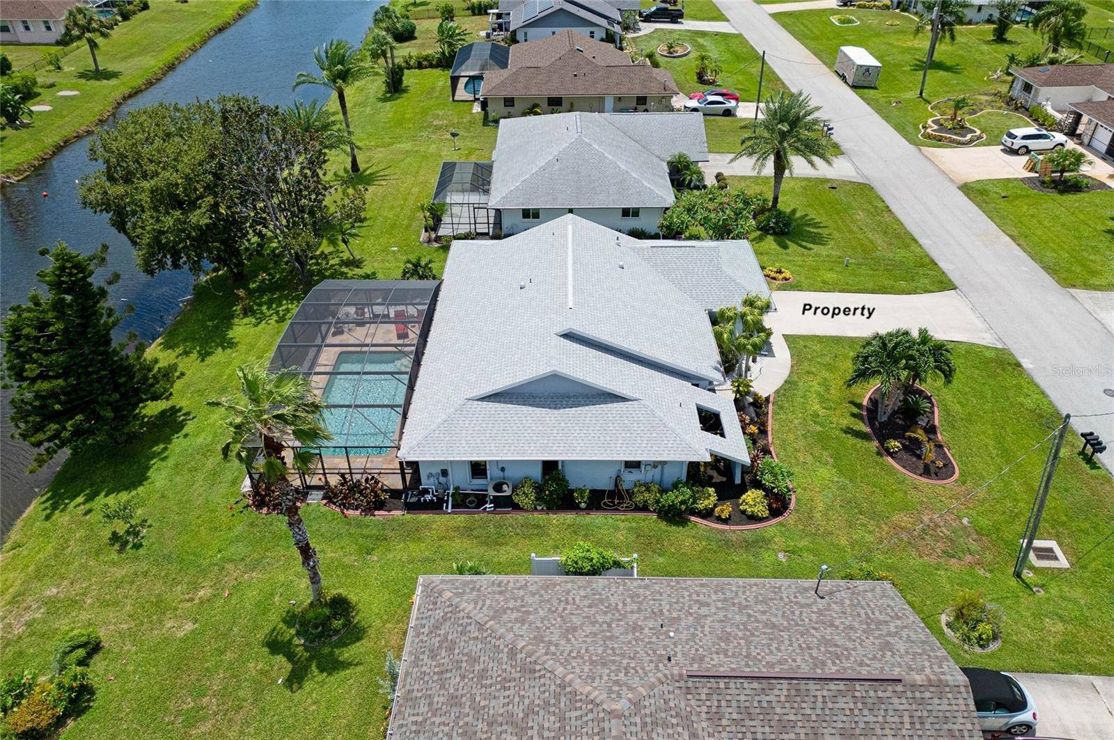 Rotonda West, FL 33947,9 BUNKER LN