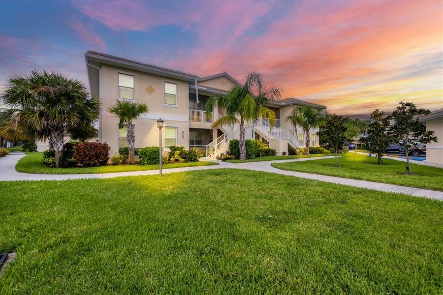 200 GARDENS EDGE DR #213, Venice, FL 34285