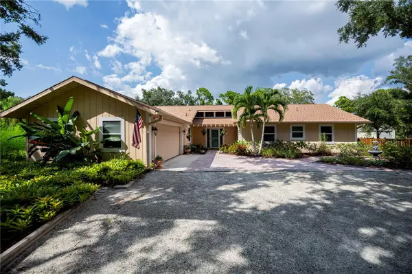 2521 NORTHWAY DR, Venice, FL 34292