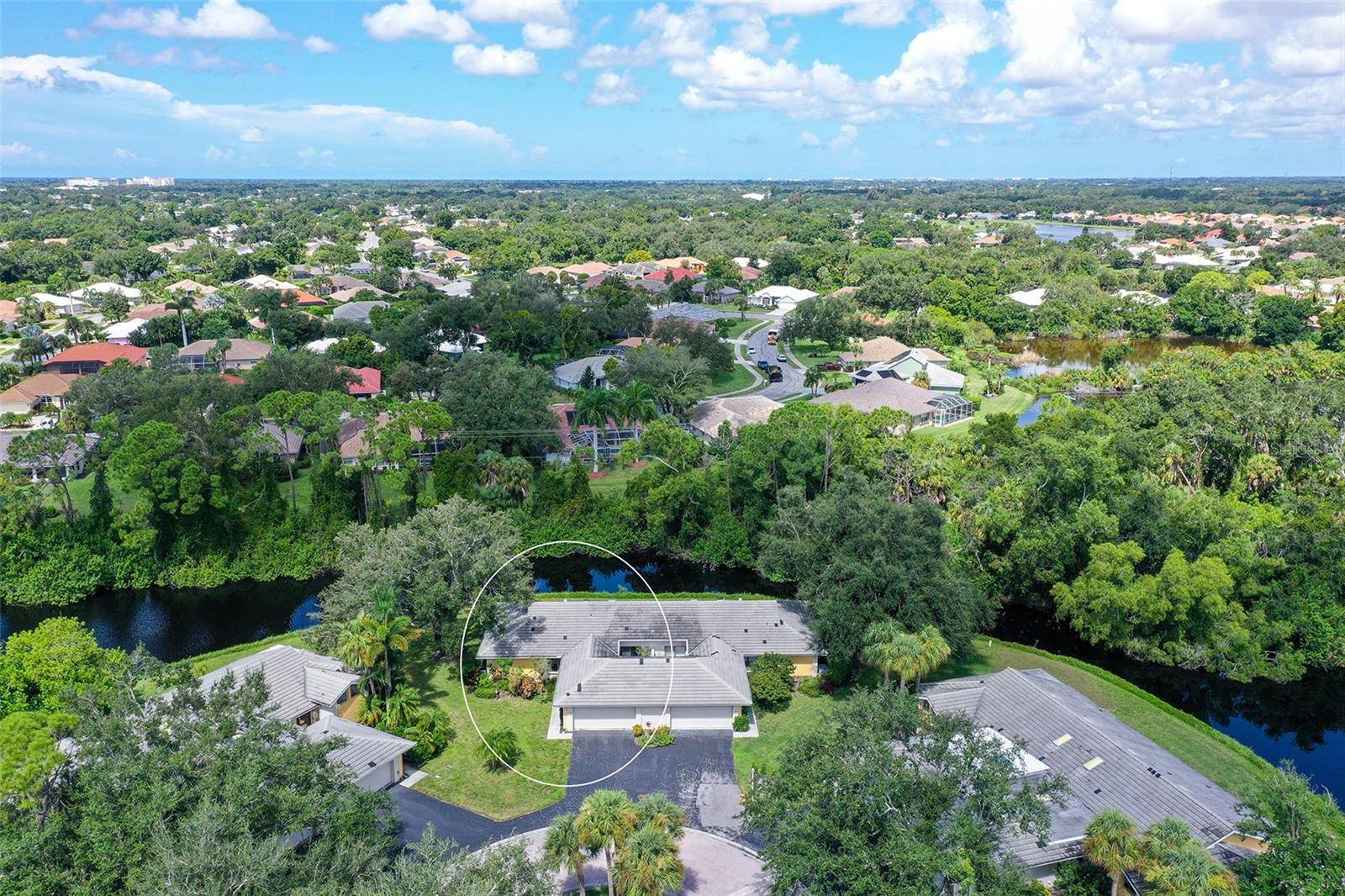 Venice, FL 34293,338 PEMBROKE DR #208