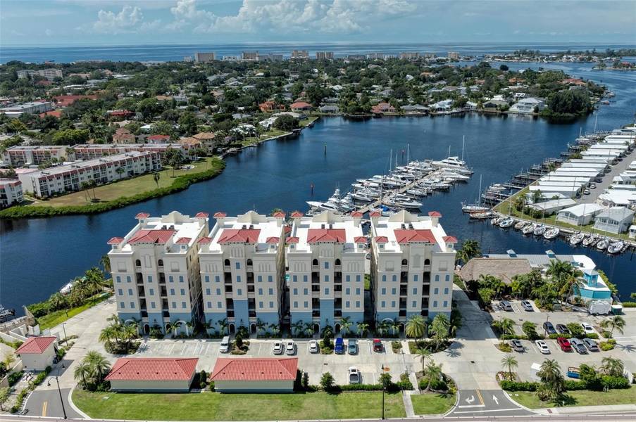 507 TAMIAMI TRL N #402, Venice, FL 34285