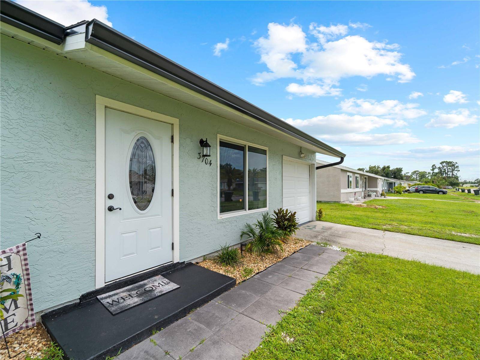 North Port, FL 34287,3704 NEKOOSA ST