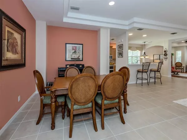 Venice, FL 34292,2207 CHENILLE CT