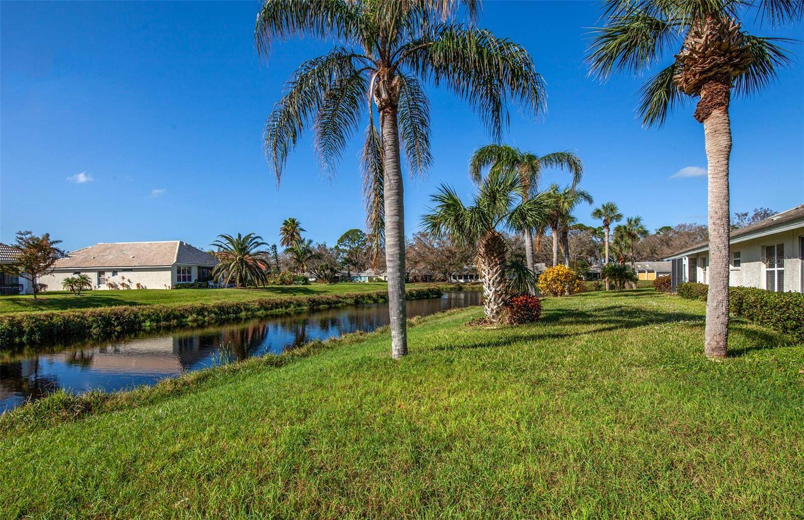 172 SOUTHAMPTON PL #346, Venice, FL 34293