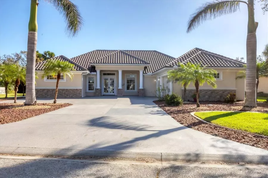 192 GRAND OAK CIR, Venice, FL 34292