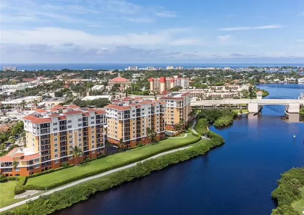 147 TAMPA AVE E #202, Venice, FL 34285