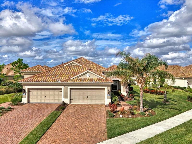 21657 AVON PARK CT, Venice, FL 34293