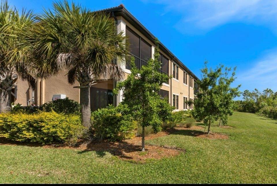 Venice, FL 34293,10055 CROOKED CREEK DR #103