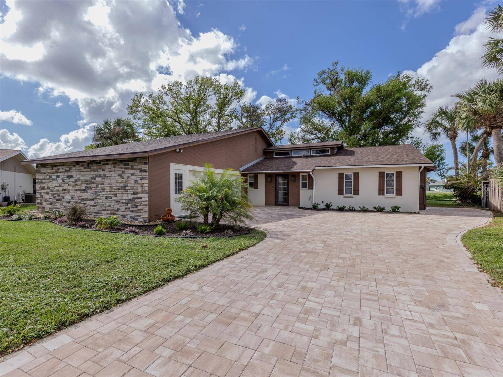 1141 SLEEPY HOLLOW CT, Venice, FL 34285