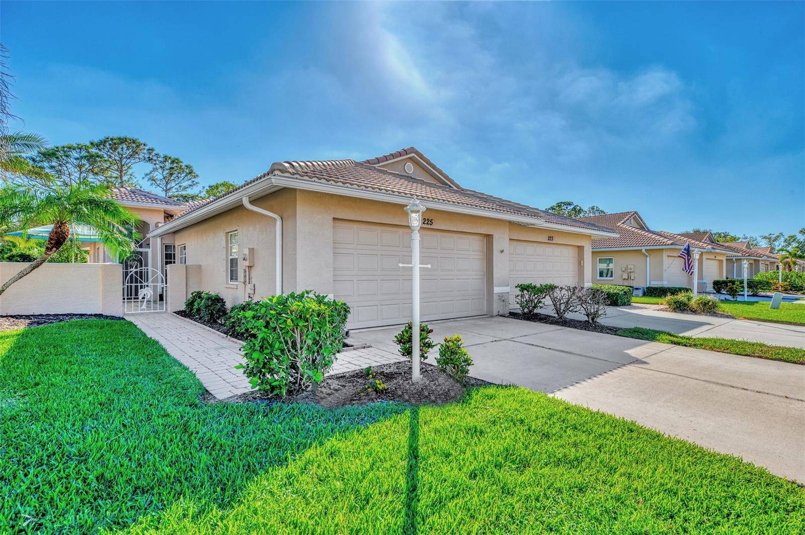 Venice, FL 34292,225 AUBURN WOODS CIR