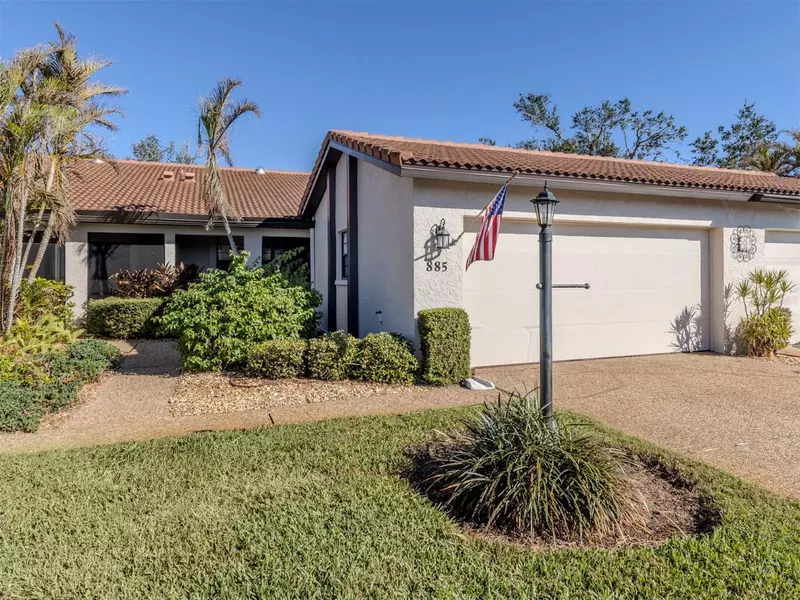 885 COUNTRY CLUB CIR #61, Venice, FL 34293