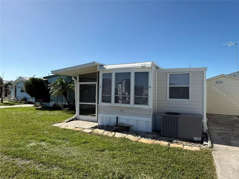 1475 FLAMINGO DR #323, Englewood, FL 34224