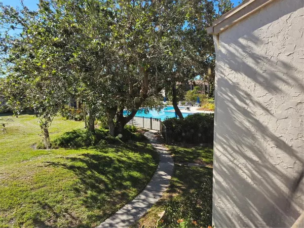 Venice, FL 34285,707 BIRD BAY CIRCLE CIR #116