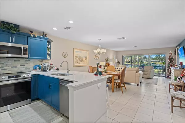 Sarasota, FL 34243,5635 GOLF POINTE DR #105