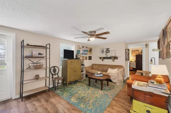 Venice, FL 34293,2191 PARK RD