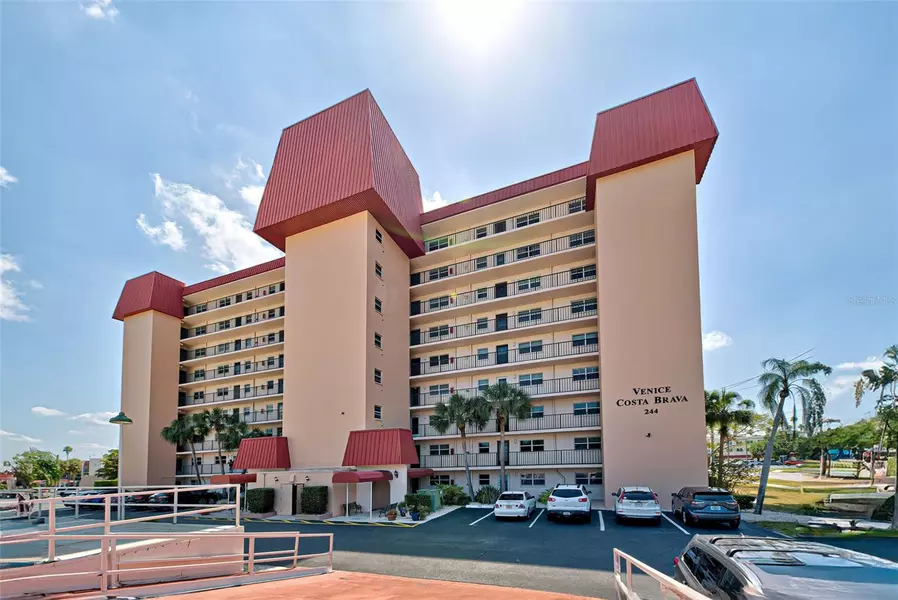 244 SAINT AUGUSTINE AVE #104, Venice, FL 34285