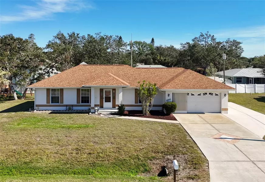 5045 POMPANO RD, Venice, FL 34293