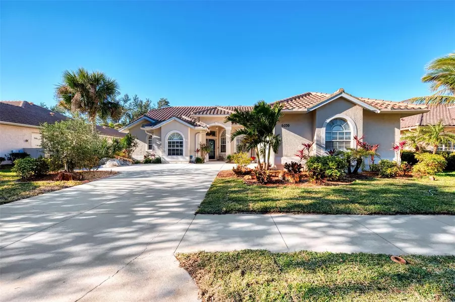 5039 BELLA TERRA DR, Venice, FL 34293