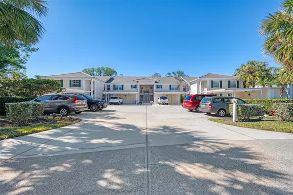 Venice, FL 34293,817 MONTROSE DR #103